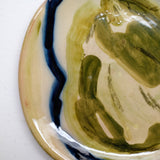 Assiette 38HB23 en faïence rouge D 19,5cm - Multicolore d'Héloise Bariol chez Brutal Ceramics