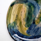 Assiette 38HB27 en faïence rouge D 19,5cm - Multicolore d'Héloise Bariol chez Brutal Ceramics