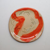 Assiette 38HB32 en faïence rouge D 19,5cm - Multicolore d'Héloise Bariol chez Brutal Ceramics