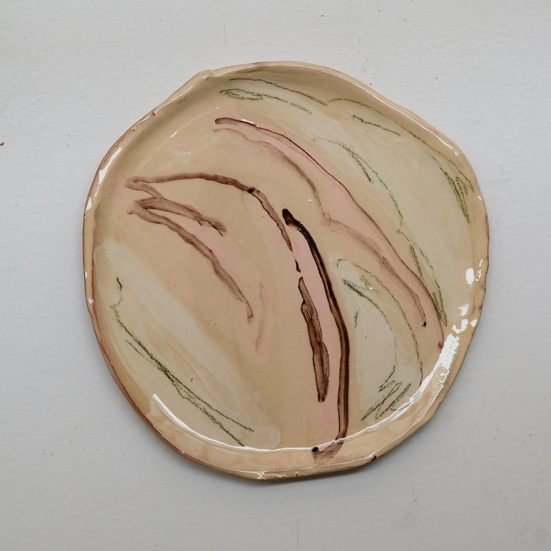 Assiette 38HB37 en faïence rouge D 25cm - Multicolore d'Héloise Bariol chez Brutal Ceramics