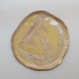 Assiette 38HB40 en faïence rouge D 25cm - Multicolore d'Héloise Bariol chez Brutal Ceramics