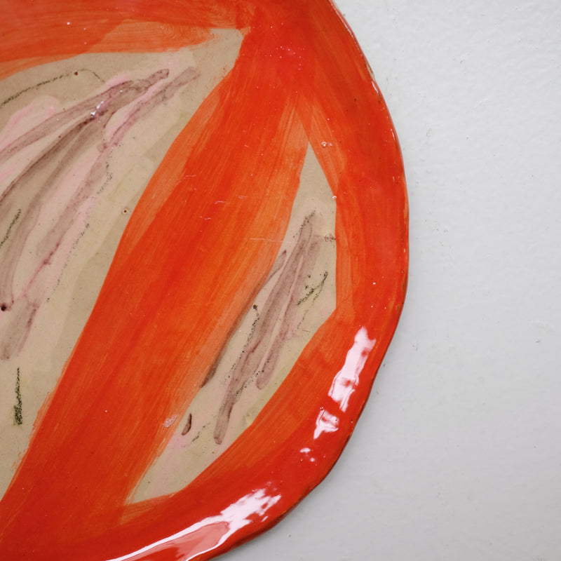 Assiette 38HB48 en faïence rouge D 25cm - Multicolore d'Héloise Bariol chez Brutal Ceramics