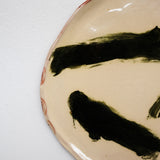 Assiette 38HB51 en faïence rouge D 25cm - Multicolore d'Héloise Bariol chez Brutal Ceramics