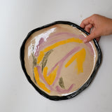Assiette 38HB56 en faïence rouge D 25cm - Multicolore d'Héloise Bariol chez Brutal Ceramics