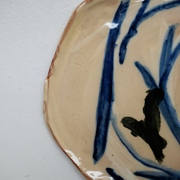 Assiette 38HB68 en faïence rouge D 25cm - Multicolore d'Héloise Bariol chez Brutal Ceramics