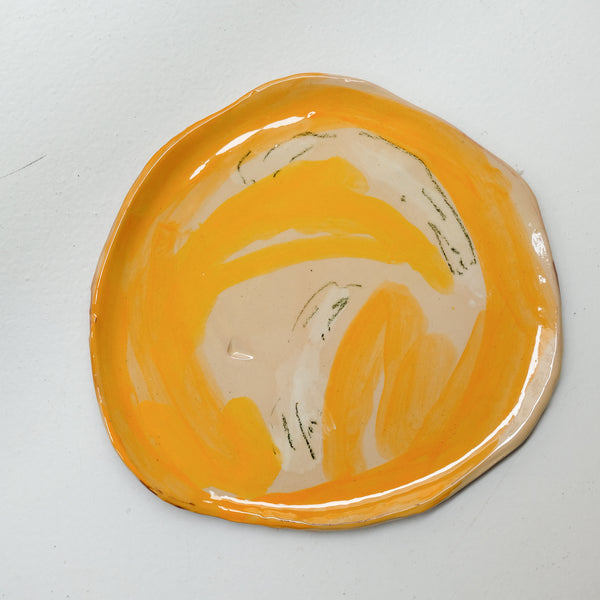 Assiette 38HB70 en faïence rouge D 25cm - Multicolore d'Héloise Bariol chez Brutal Ceramics