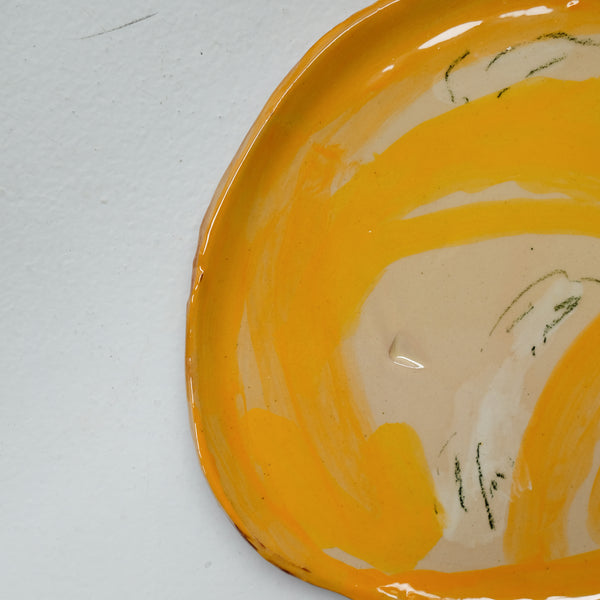 Assiette 38HB70 en faïence rouge D 25cm - Multicolore d'Héloise Bariol chez Brutal Ceramics