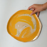 Assiette 38HB70 en faïence rouge D 25cm - Multicolore d'Héloise Bariol chez Brutal Ceramics
