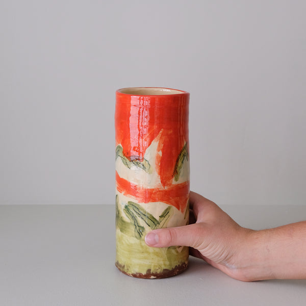 Vase 01 en faïence rouge H 23cm - Multicolore d'Héloise Bariol chez Brutal Ceramics