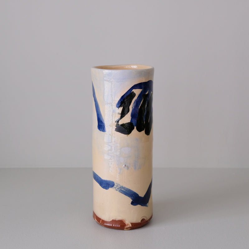 Vase 04 en faïence rouge H 23cm - Multicolore d'Héloise Bariol chez Brutal Ceramics