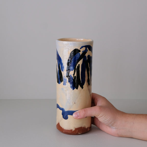 Vase 04 en faïence rouge H 23cm - Multicolore d'Héloise Bariol chez Brutal Ceramics