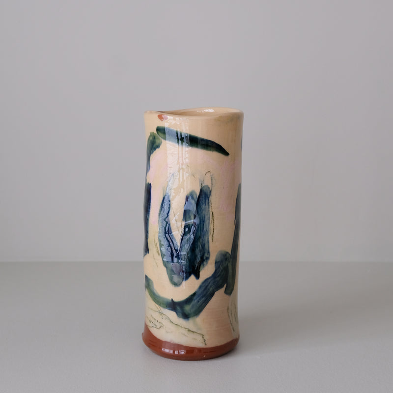 Vase 06 en faïence rouge H 23cm - Multicolore d'Héloise Bariol chez Brutal Ceramics