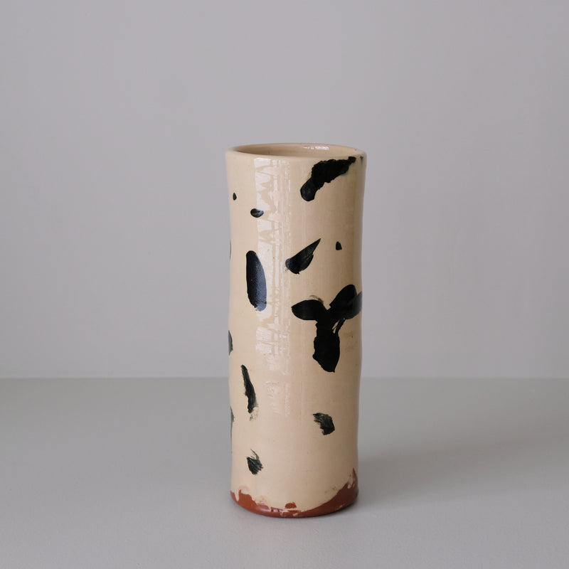 Vase 09 en faïence rouge H 23cm - Multicolore d'Héloise Bariol chez Brutal Ceramics
