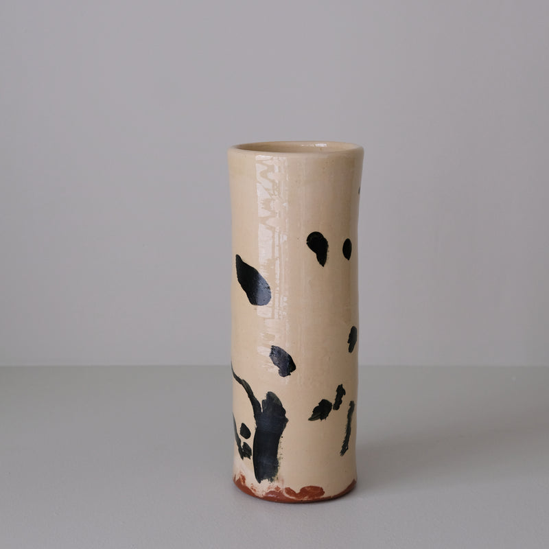 Vase 09 en faïence rouge H 23cm - Multicolore d'Héloise Bariol chez Brutal Ceramics