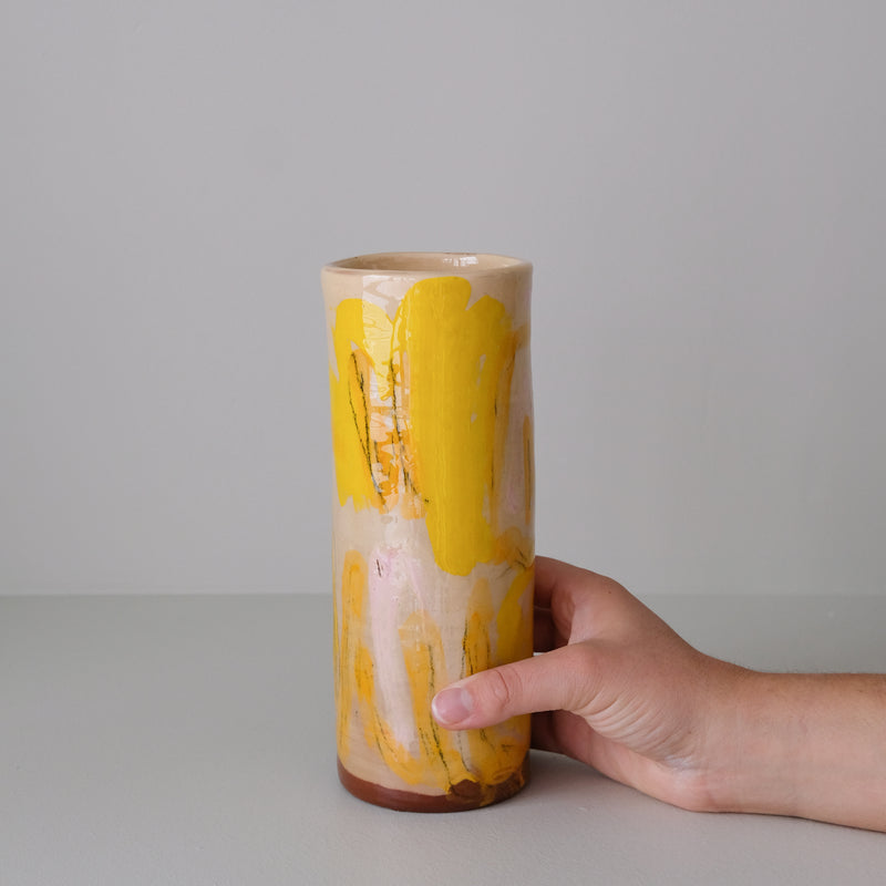 Vase 14 en faïence rouge H 23cm - Multicolore d'Héloise Bariol chez Brutal Ceramics