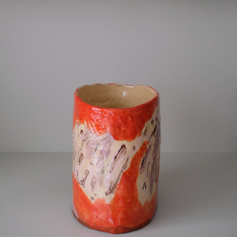 Vase en faïence rouge H 26,5cm d'Héloise Bariol chez Brutal Ceramics