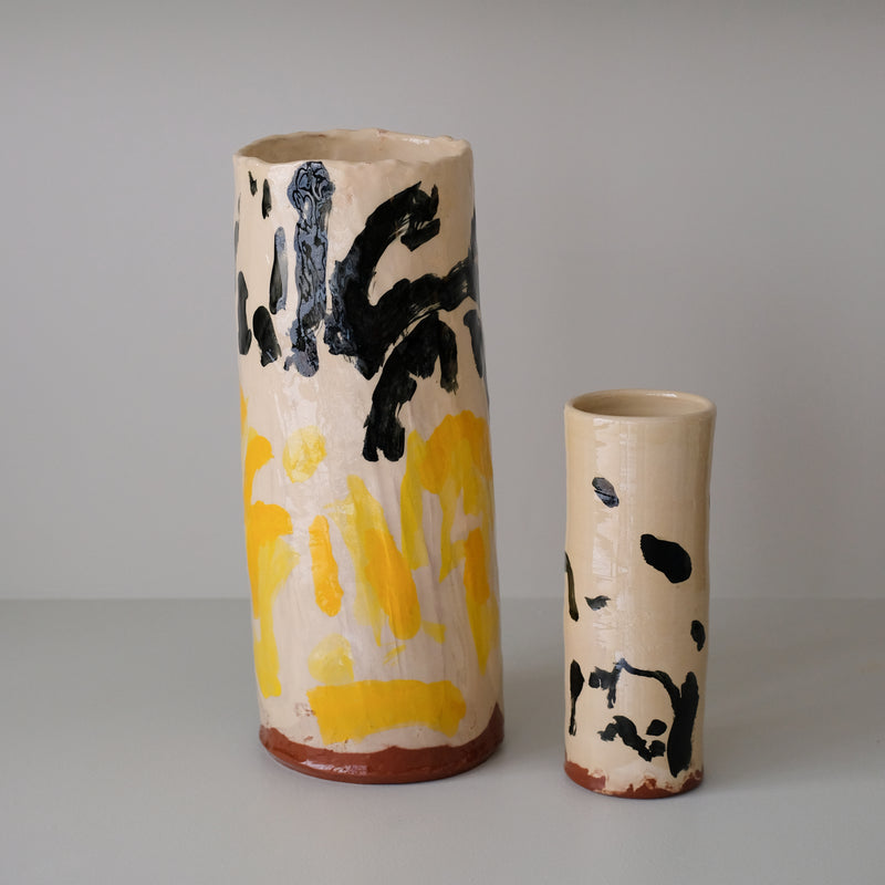 Vase en faïence rouge H 37,5cm - Multicolore d'Héloise Bariol chez Brutal Ceramics