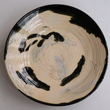 Plat 01 en faïence rouge D 48cm - Multicolore d'Héloise Bariol chez Brutal Ceramics