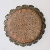 Assiette en terre recoltée D 18cm - vert foncé de Potry chez Brutal Ceramics