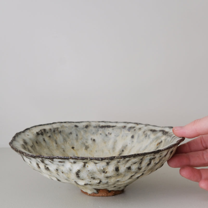 Bol à rebord en terre recoltée D 20,5cm - blanc et sable de Potry chez Brutal Ceramics