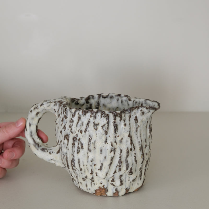 Pichet 02 en terre recoltée 400ml - blanc mat de Potry chez Brutal Ceramics