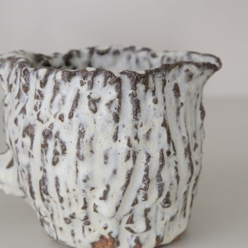 Pichet 02 en terre recoltée 400ml - blanc mat de Potry chez Brutal Ceramics