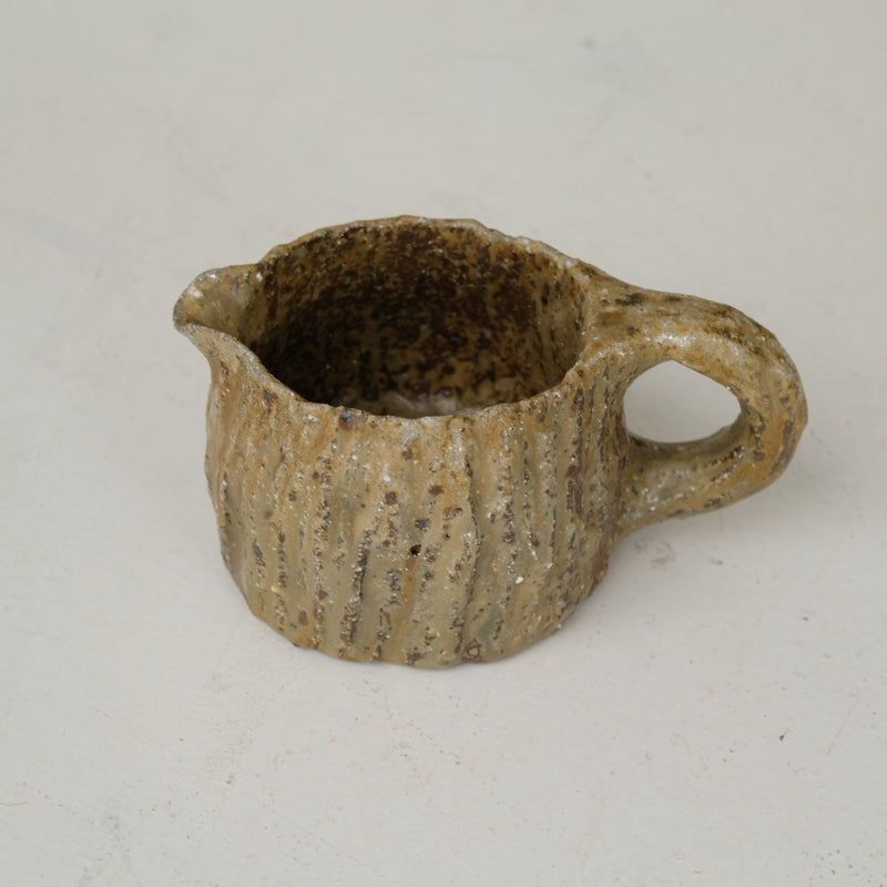 Pichet 01 en terre recoltée 440ml cuisson feu - brun chez Brutal Ceramics