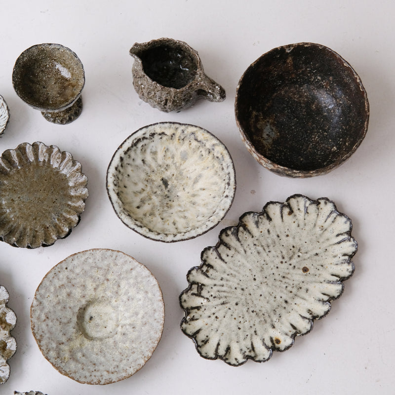 Saladier en terre recoltée D 22cm cuisson feu - brun de Potry chez Brutal Ceramics