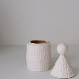 Boite en grès H 23cm - Blanc mat d'Apollonie Ceramics chez Brutal Ceramics