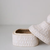 Boite en grès H 17,5cm - Blanc mat d'Apollonie Ceramics chez Brutal Ceramics