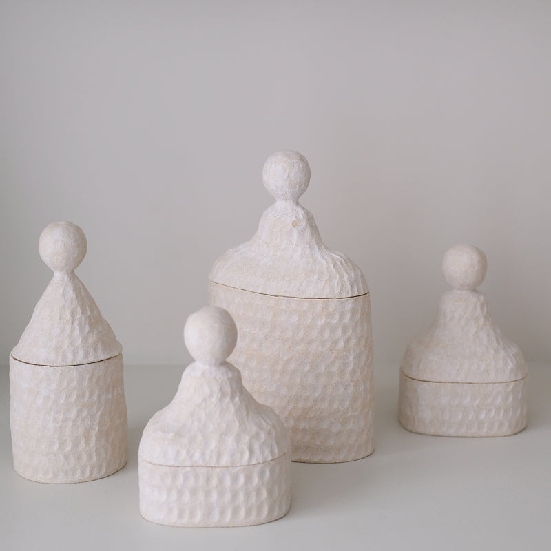 Boite en grès H 29cm - Blanc mat d'Apollonie Ceramics chez Brutal Ceramics