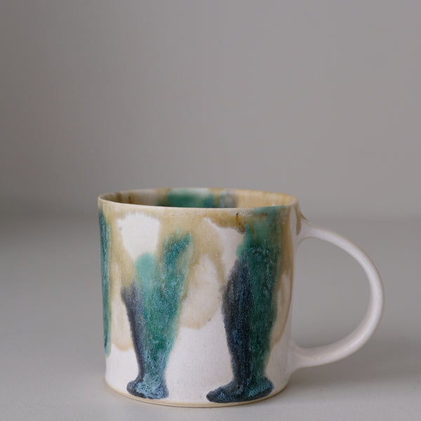 Tasse en grès 170ml - bleu, vert, ocre d'Aya Ogawa chez Brutal Ceramics