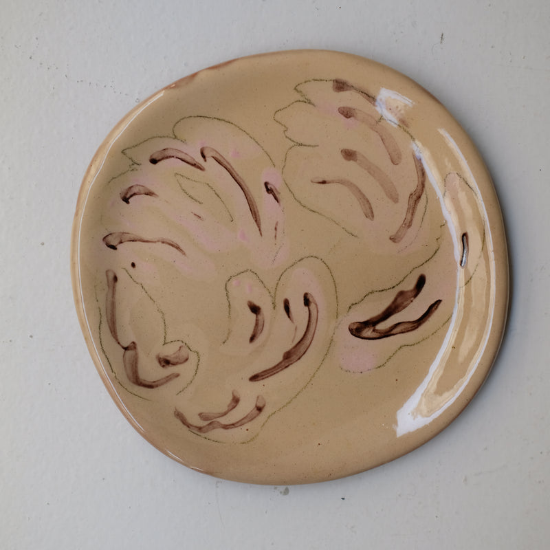 Assiette W25HB01 en faïence rouge D 19,5cm - Multicolore d'Héloise Bariol chez Brutal Ceramics