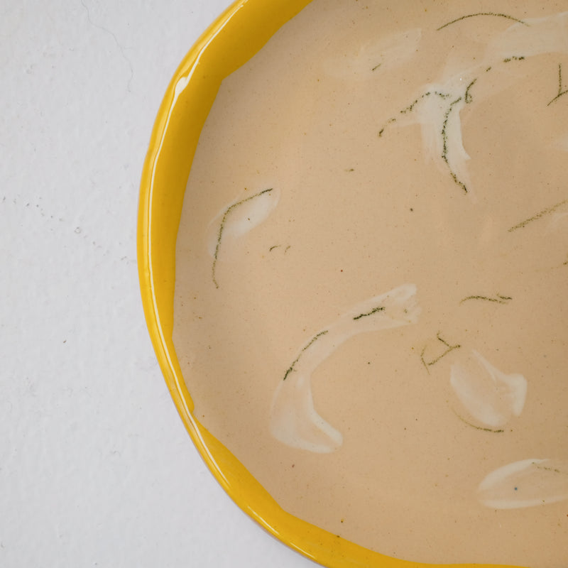 Assiette W25HB02 en faïence rouge D 19,5cm - Multicolore d'Héloise Bariol chez Brutal Ceramics