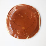 Assiette W25HB02 en faïence rouge D 19,5cm - Multicolore d'Héloise Bariol chez Brutal Ceramics