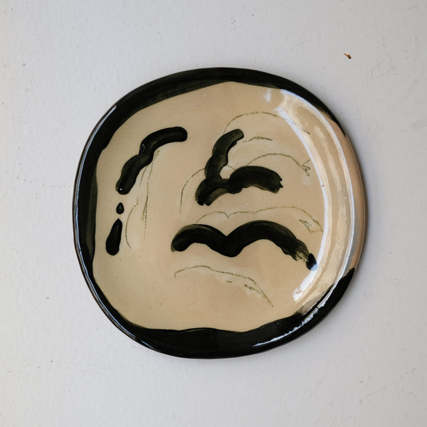 Assiette W25HB05 en faïence rouge D 19,5cm - Multicolore d'Héloise Bariol chez Brutal Ceramics