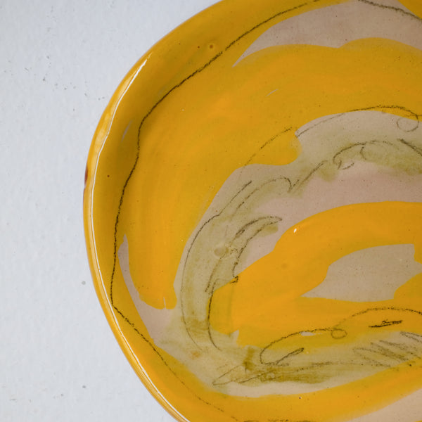 Assiette W25HB06 en faïence rouge D 19,5cm - Multicolore d'Héloise Bariol chez Brutal Ceramics