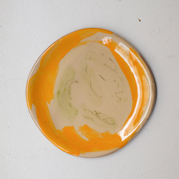 Assiette W25HB12 en faïence rouge D 19,5cm - Multicolore d'Héloise Bariol chez Brutal Ceramics