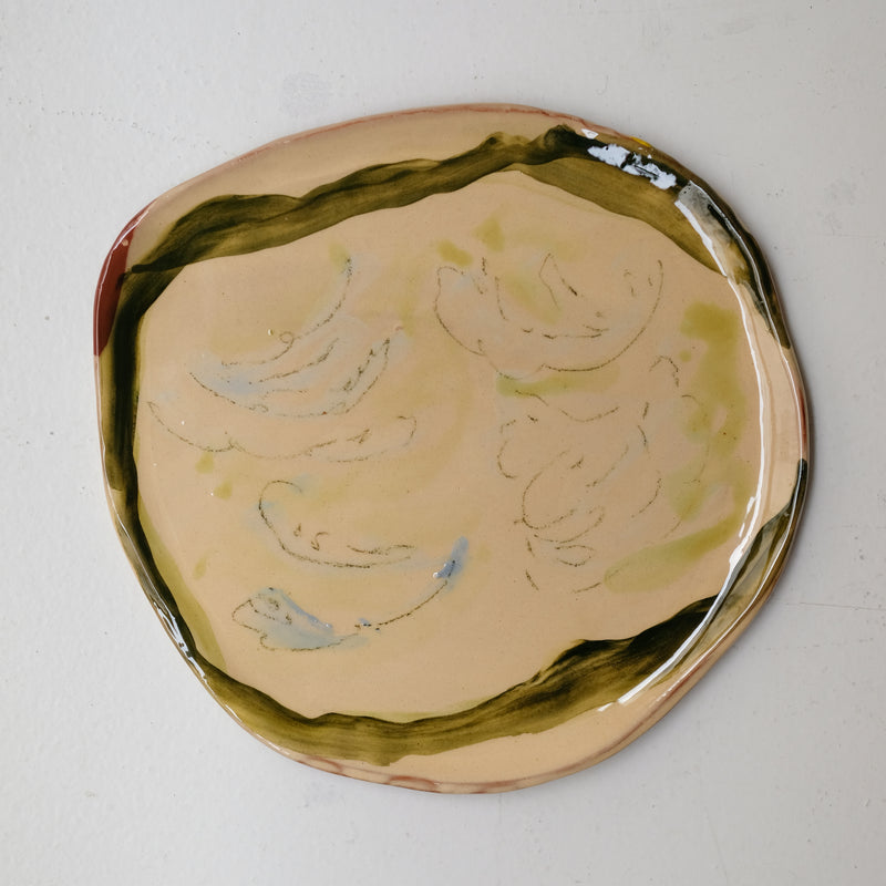 Assiette W25HB15 en faïence rouge D 25cm - Multicolore d'Héloise Bariol chez Brutal Ceramics
