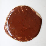 Assiette W25HB17 en faïence rouge D 25cm - Multicolore d'Héloise Bariol chez Brutal Ceramics