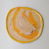 Assiette W25HB19 en faïence rouge D 25cm - Multicolore d'Héloise Bariol chez Brutal Ceramics