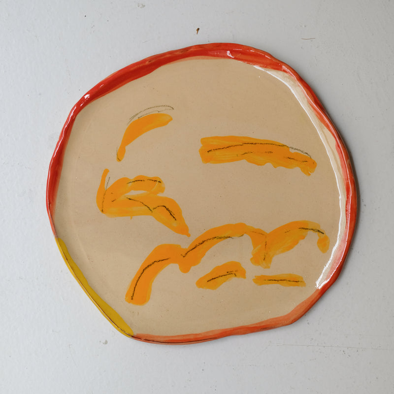 Assiette W25HB28 en faïence rouge D 25cm - Multicolore d'Héloise Bariol chez Brutal Ceramics