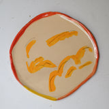 Assiette W25HB28 en faïence rouge D 25cm - Multicolore d'Héloise Bariol chez Brutal Ceramics