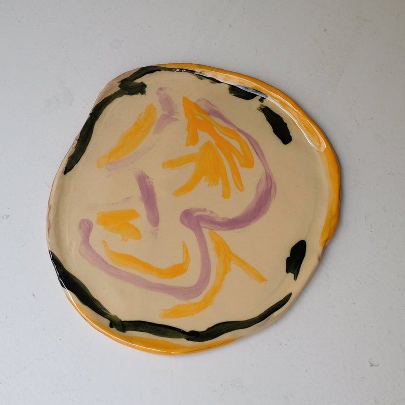 Assiette W25HB29 en faïence rouge D 25cm - Multicolore d'Héloise Bariol chez Brutal Ceramics