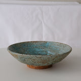 Assiette creuse en grès D 23,5cm  - vert de Julia Gilles chez Brutal Ceramics