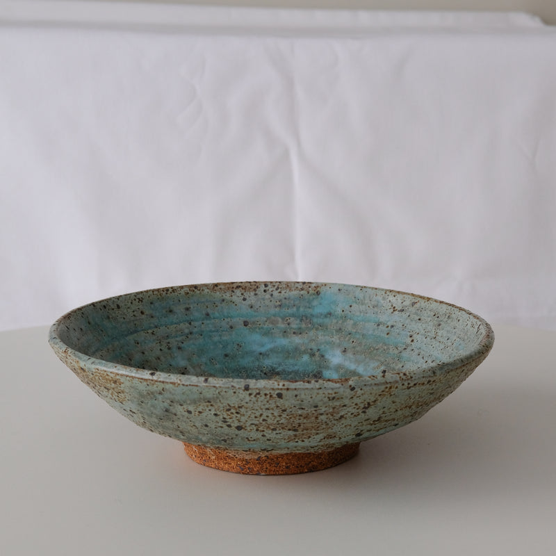 Assiette creuse en grès D 23,5cm  - vert de Julia Gilles chez Brutal Ceramics