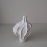 White stoneware vase "Thala" M - H 23cm - glossy white
