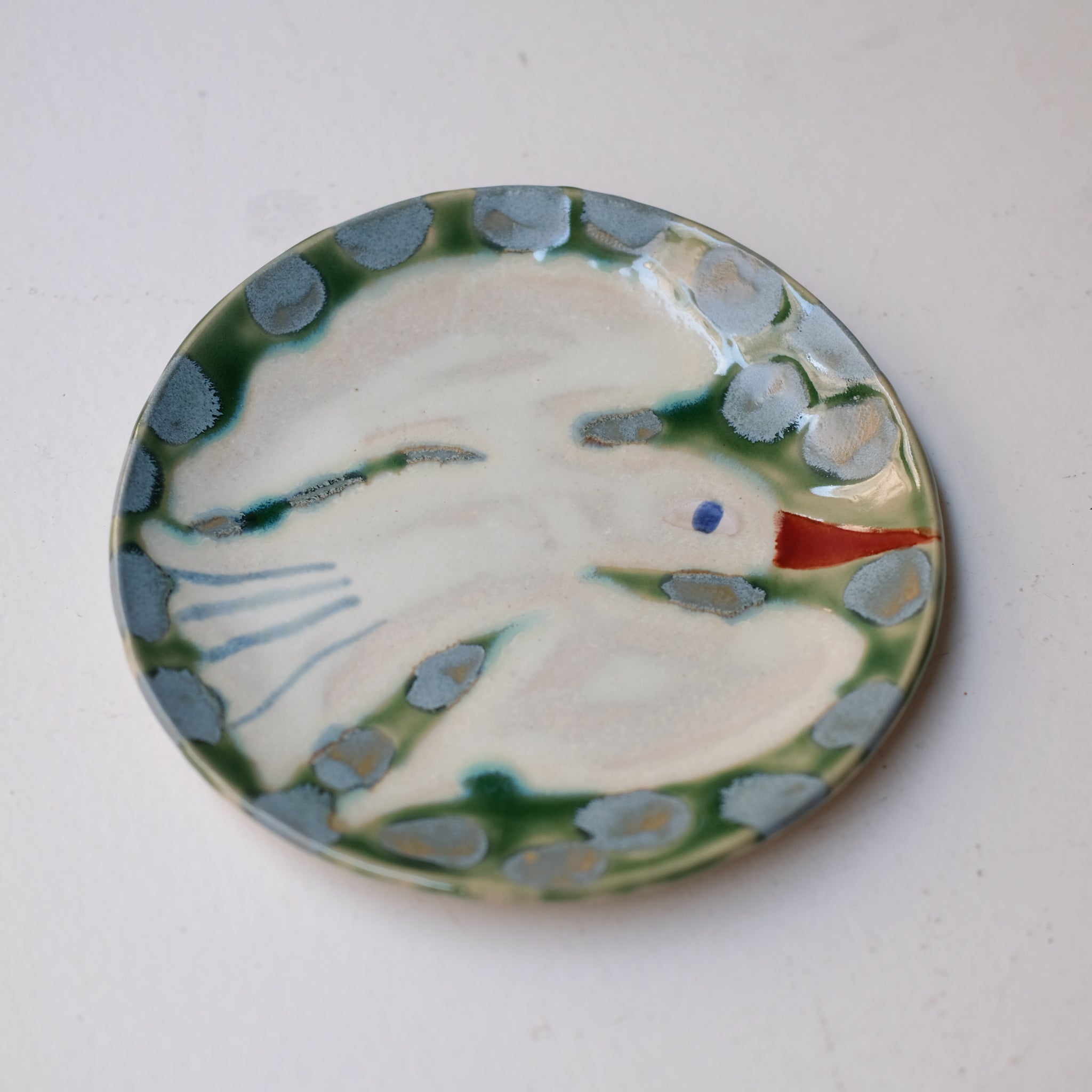 Assiette W25MY09 en grès D 18,5cm - multicolore de Marie-Yaé Suematsu chez Brutal Ceramics