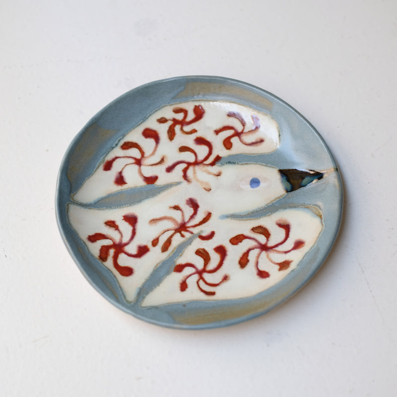 Assiette W25MY18 en grès D 18,5cm - multicolore de Marie-Yaé Suematsu chez Brutal Ceramics