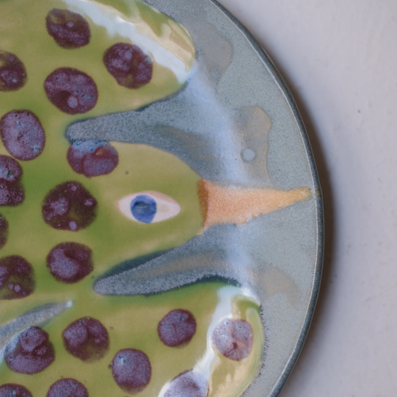 Assiette W25MY21 en grès D 18,5cm - multicolore de Marie-Yaé Suematsu chez Brutal Ceramics